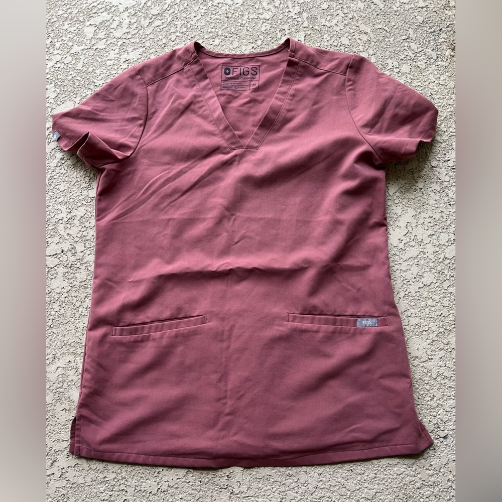 Figs mauve one pocket scrub top. Size XS.